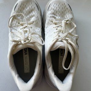 HOKA Clifton 8 shoes